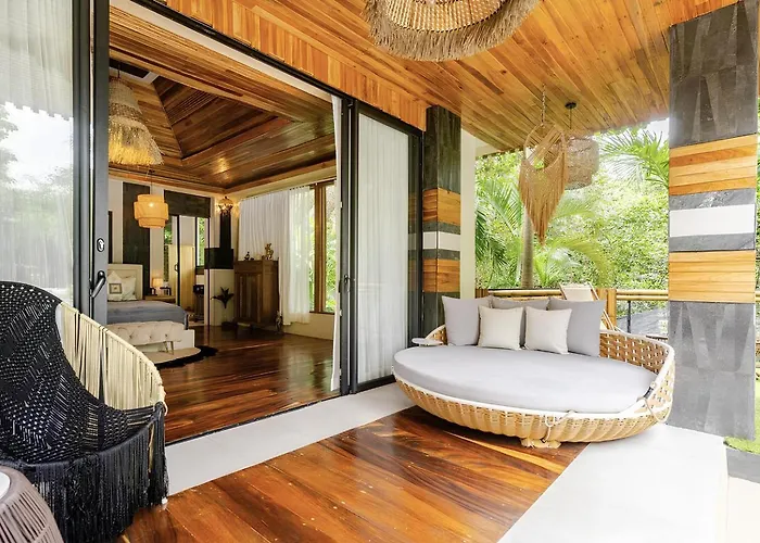 Ocho Artisan Bungalows (Adults Only)